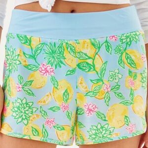 NWT Lilly Pulitzer Luxletic Shorts Sz 16